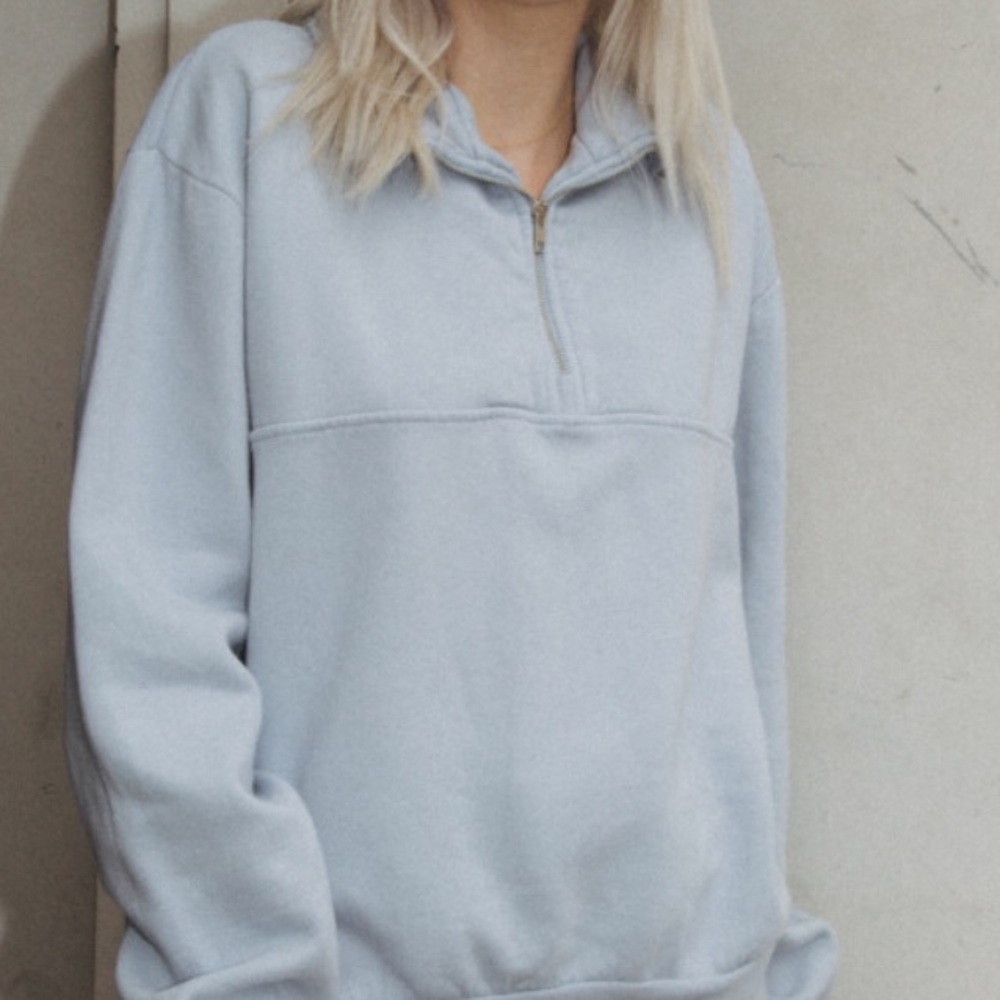 Brandy Melville Sweatshirt